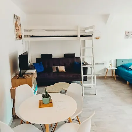 Guest house Le Pressoir De 3*