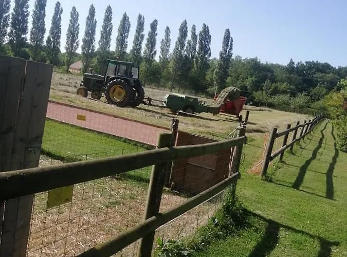 Pensionat Le Pressoir De Gisay